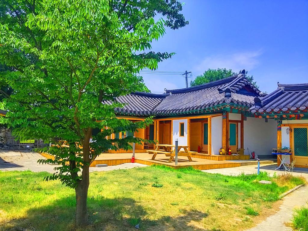 Chowoo Guesthouse Gyeongju Exterior foto