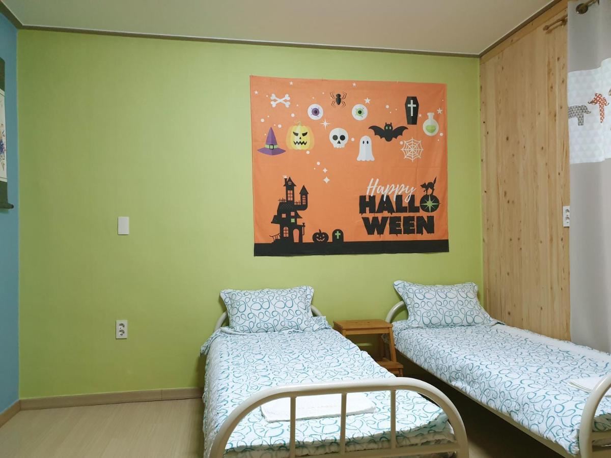 Chowoo Guesthouse Gyeongju Exterior foto